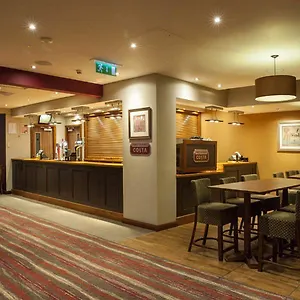 premier-inn-london-bank.cambridgehotelsuk.com/