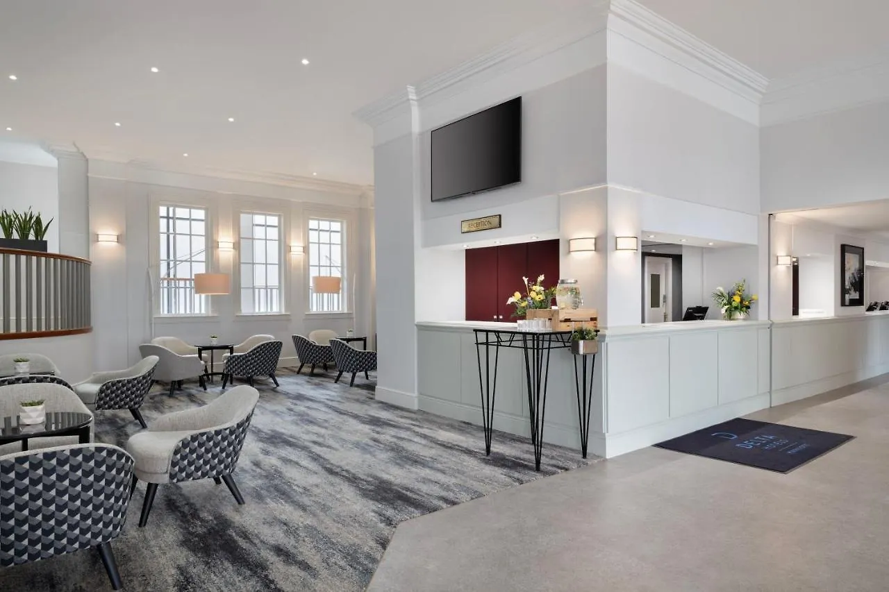 Heathrow/Windsor Marriott Hotel contacts