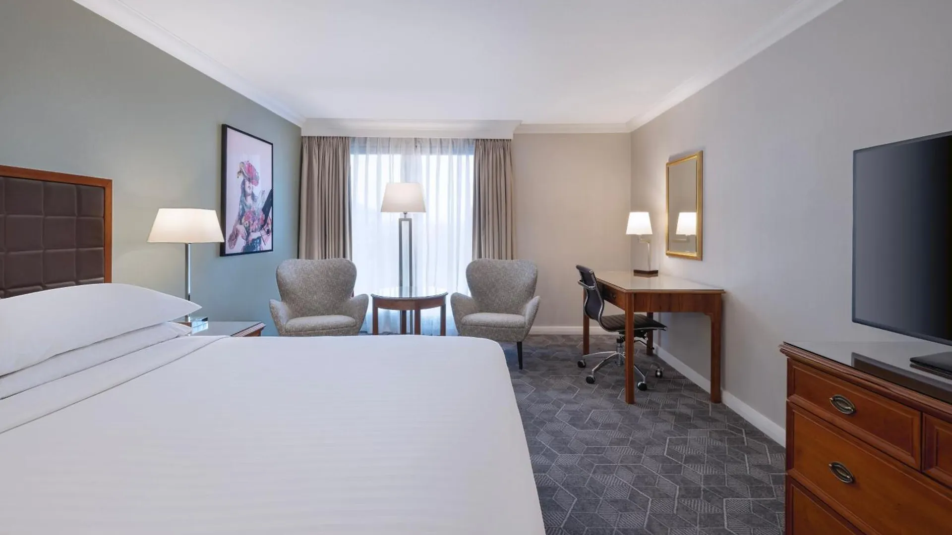 Delta Hotels By Marriott Heathrow Windsor
