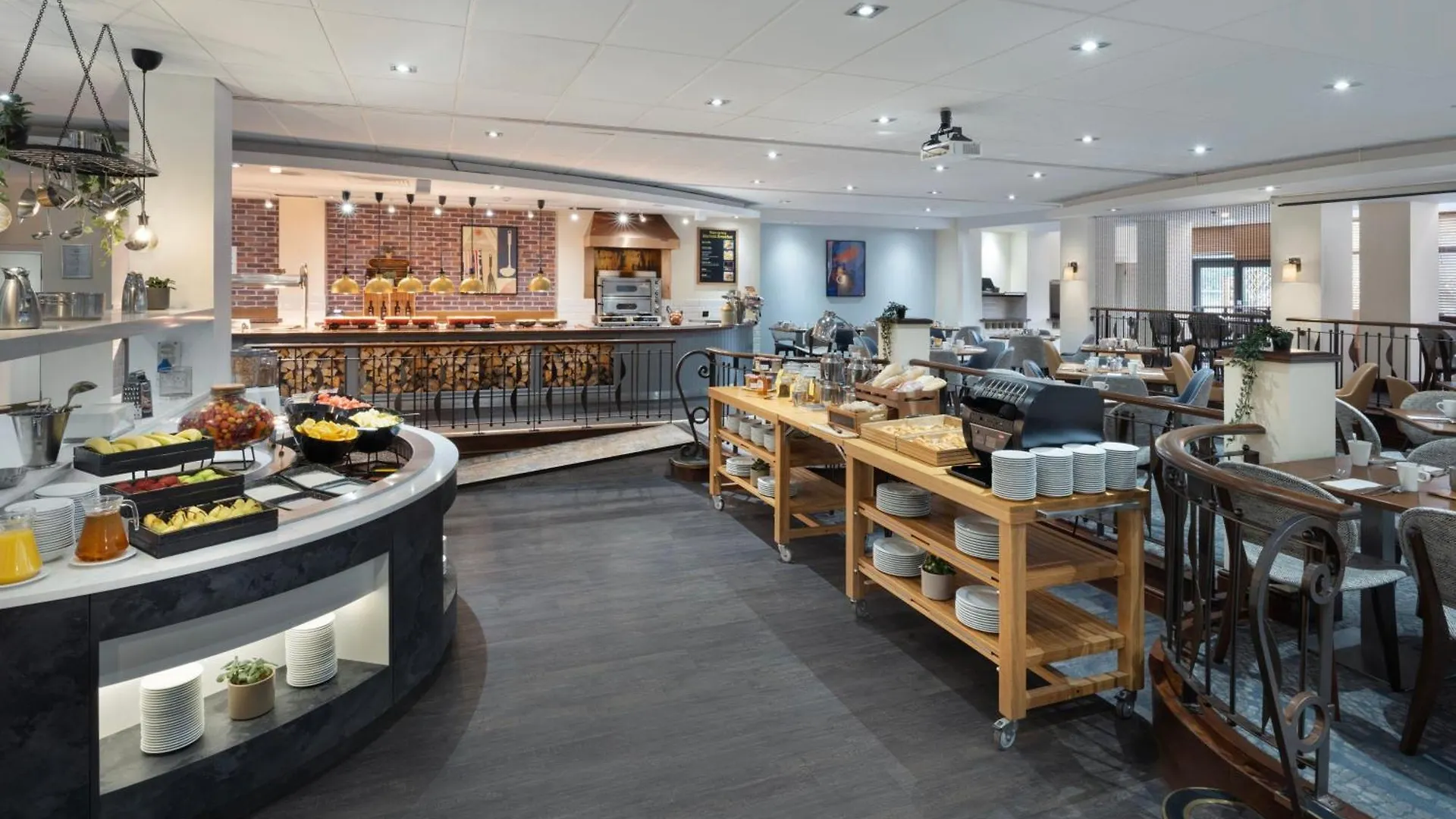 Delta Hotels By Marriott Heathrow Windsor
