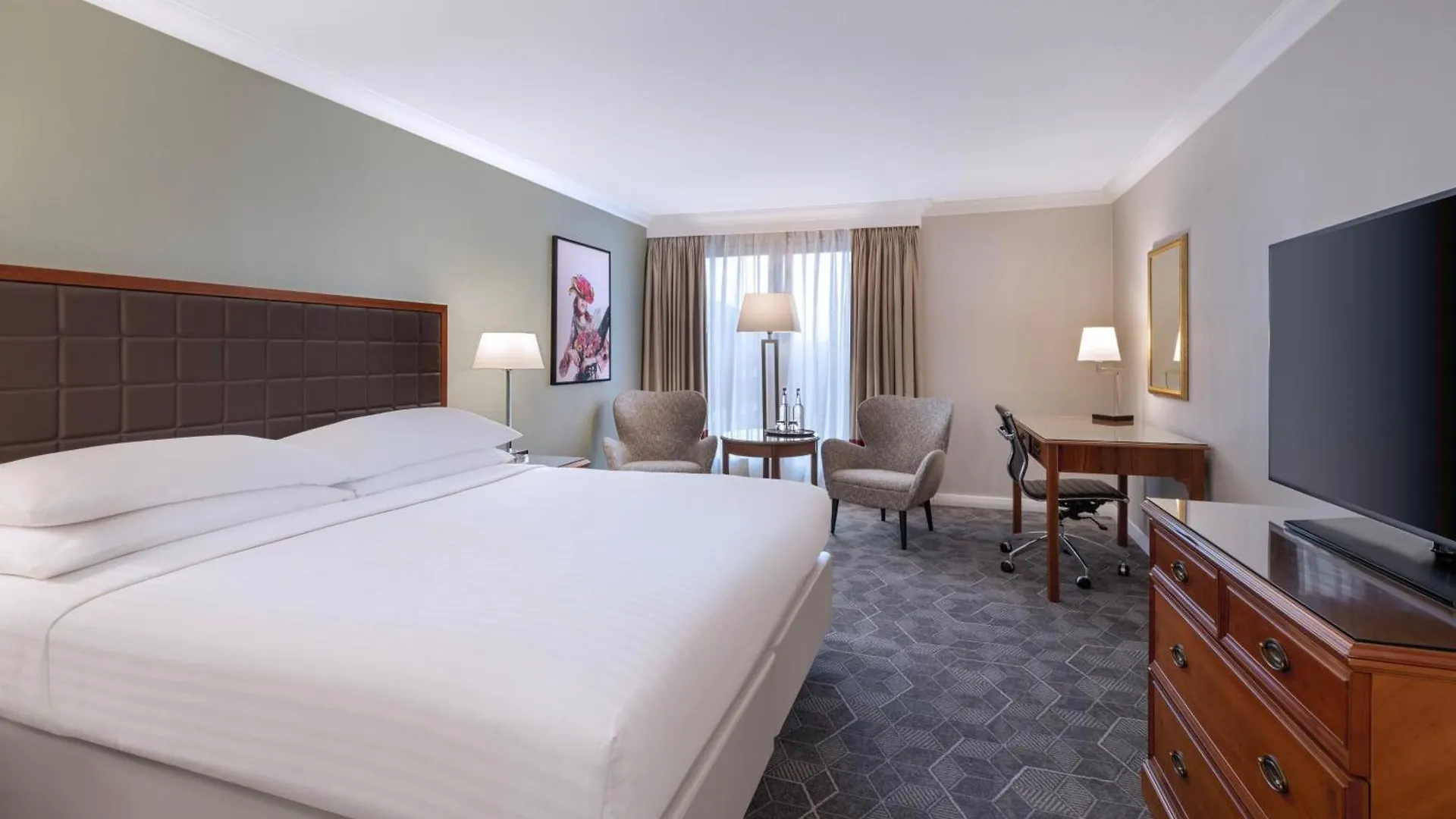 Delta Hotels By Marriott Heathrow Windsor