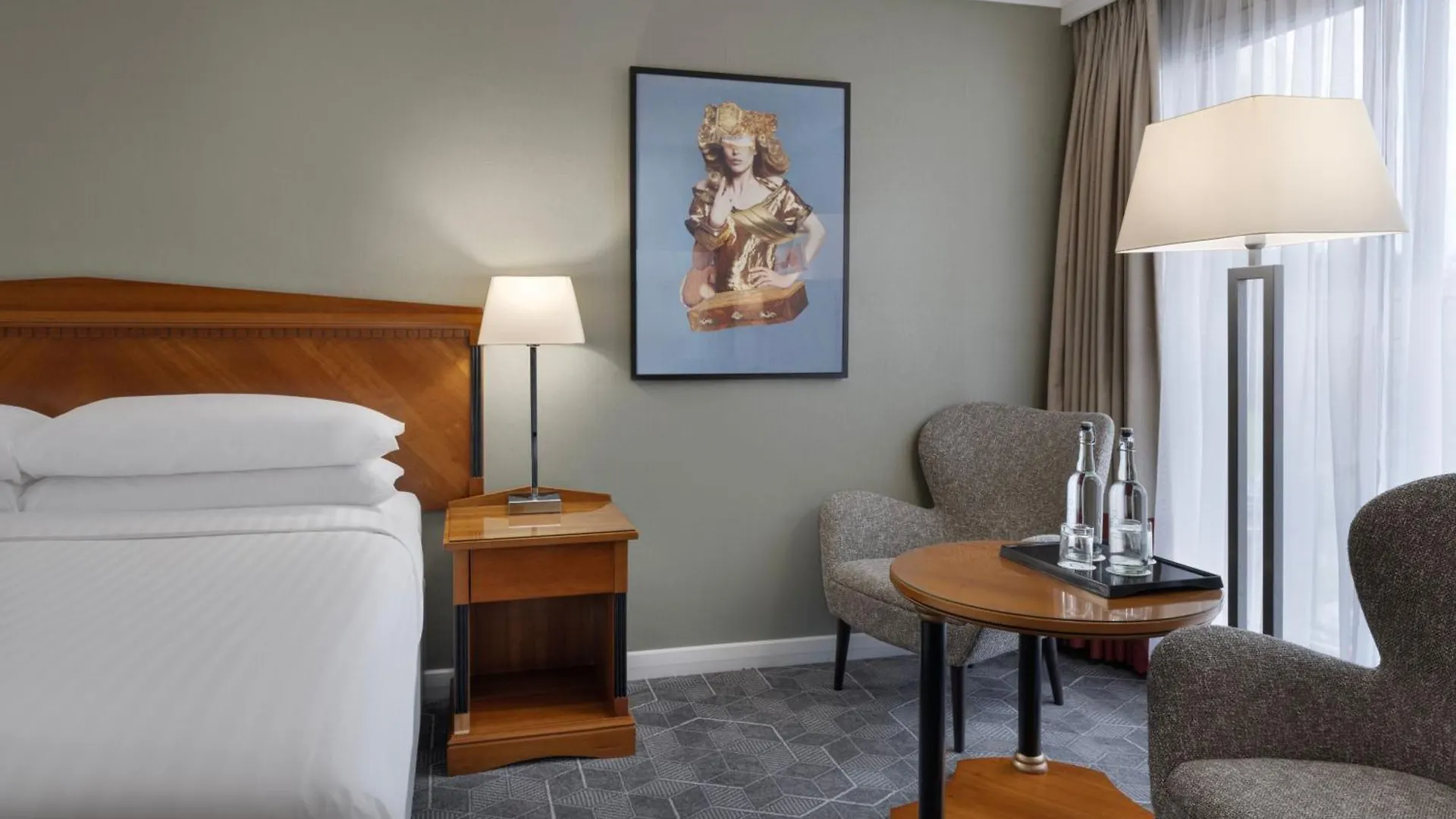 Delta Hotels By Marriott Heathrow Windsor