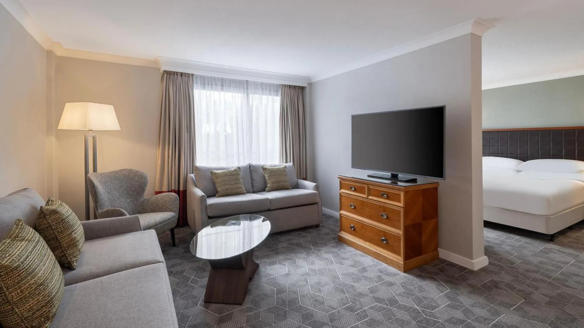 Delta Hotels By Marriott Heathrow Windsor